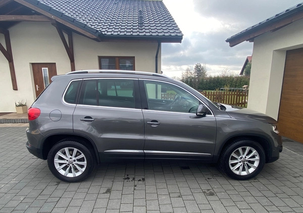 Volkswagen Tiguan cena 45900 przebieg: 152317, rok produkcji 2011 z Chełmno małe 497